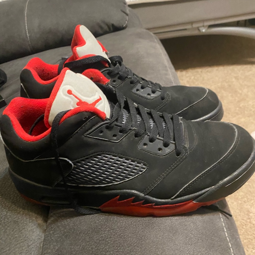Jordan 5 low